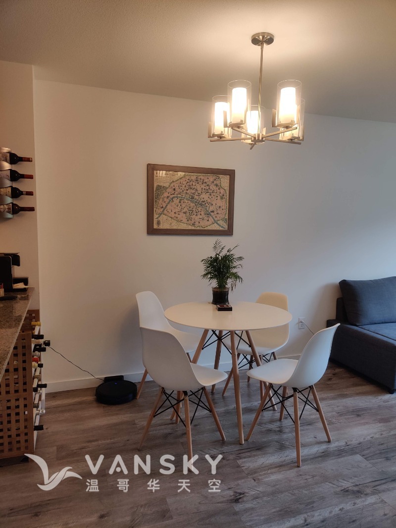 260216003621_dinning room.jpg